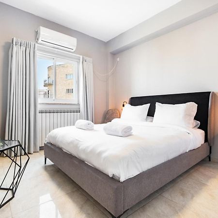Modern Bright, Near Mahane Yehuda Market, Balcony القدس المظهر الخارجي الصورة